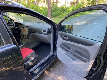 Ford Focus II Focus C-Max 1.6 i 16V Ti-VCT 115KM 2009 Ford Focus Ford Focus 1.6 Kombi Klimatyzacja KeyLess 1.6 Benzyna 116KM, zdjęcie 22