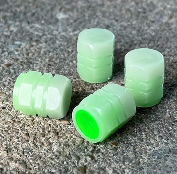 ФЛУОРЕСЦЕНТНО-ЗЕЛЕНЫЕ ТЮНИНГОВЫЕ ВЕНТИЛЯЦИОННЫЕ ГАЙКИ