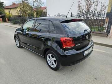Volkswagen Polo V Hatchback 5d 1.2 70KM 2014 Volkswagen Polo Opłacony Zdrowy Zadbany, zdjęcie 5