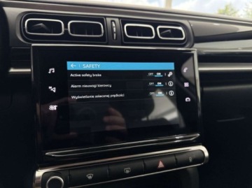 Citroen C3 III Hatchback Facelifting 1.2 PureTech 83KM 2022 Citroen C3 Shine Nawigacja LED CarPlayAndroid Auto Keyless Tempomat, zdjęcie 33