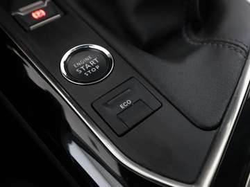 Peugeot 3008 II Crossover Facelifting  1.5 BlueHDi 130KM 2021 Peugeot 3008 FV23% navi virtual kamera tempomat, zdjęcie 30