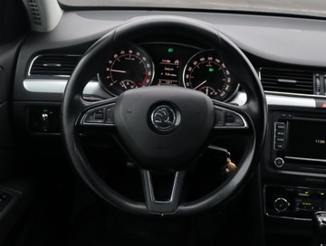 Skoda Superb II Outdoor 2.0 TDI CR DPF 170KM 2015 Skoda Superb 2.0 TDI, 167 KM, 4X4, DSG, Navi, zdjęcie 15