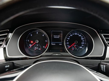 Volkswagen Passat B8 Variant 2.0 TDI BlueMotion SCR 150KM 2019 VOLKSWAGEN Passat 2.0 TDI Comfortline Combi 150KM 2019, zdjęcie 12