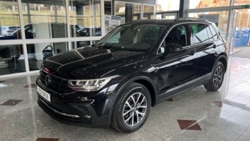 Volkswagen Tiguan II SUV Facelifting 2.0 TDI 150KM 2022 Volkswagen Tiguan Kamera Nawigacja Full LED Elektryczna klapa MOZLIWA ZAMI, zdjęcie 12