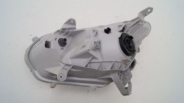 ISUZU D MAX II FACELIFT 16-20 PŘEDNÍ PRAVÁ SVĚTLO T