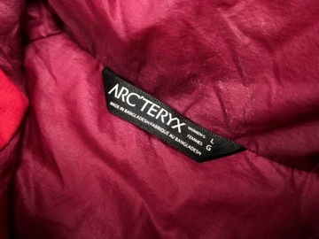 КУРТКА С КАПЮШОНОМ ARCTERYX ATOM ЖЕНСКАЯ УТЕПЛЕННАЯ ПОХОДНАЯ КУРТКА ТОП L