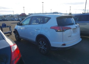 Toyota RAV4 V 2018 Toyota RAV4 2018r., Le, 2.5L, od ubezpieczalni 2.5 Benzyna 178KM, zdjęcie 5