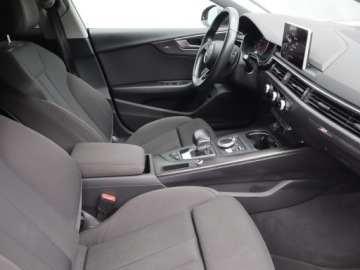 Audi A5 F5 Coupe 2.0 TFSI 190KM 2017 Audi A5 2.0 TFSI, Automat, Navi, Xenon, Bi-Xenon, zdjęcie 8