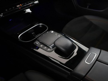 Mercedes CLA C118/X118 Shooting Brake Facelifting 1.3 200 163KM 2023 Mercedes CLA 200 automat full LED skóra/alcantara, zdjęcie 30