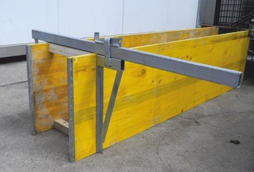 СТРОИТЕЛЬНЫЙ ЗАЖИМ ДЛЯ ФУНДАМЕНТА