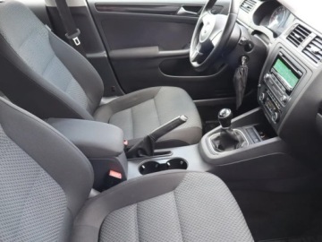 Volkswagen Jetta VI Sedan 1.2 TSI 105KM 2012 VW Jetta 1.2 TSI, Salon Polska, Klima, zdjęcie 7