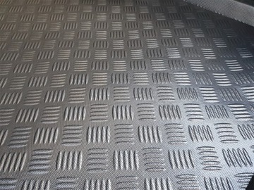 PEUGEOT 107 (2005-2014) ВСТАВКА В БАГАЖНИК