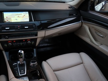 BMW Seria 5 F10-F11 Touring 525d 218KM 2013 BMW 5 525d xDrive, 214 KM, 4X4, Automat, VAT 23%, zdjęcie 7