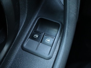 Skoda Fabia II Hatchback Facelifting 1.2 TSI 85KM 2014 Skoda Fabia 1.2 TSI, Salon Polska, Serwis ASO, zdjęcie 15