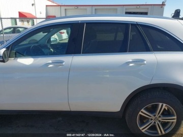 Mercedes GLC C254/X254 2022 Mercedes-Benz GLC 2022r., 2.0L 2.0 Benzyna 255KM, zdjęcie 5