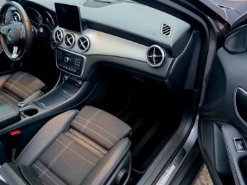 Mercedes GLA I Off-roader 1.6 180 122KM 2017 Mercedes GLA180 Aklasa panorama, xenon bdb stan, serwis ASO, zdjęcie 20