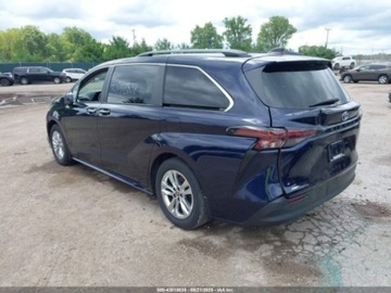 Toyota Sienna III 2023 Toyota Sienna 2023 TOYOTA SIENNA XLE 2.5 Hybryda 189KM, zdjęcie 3