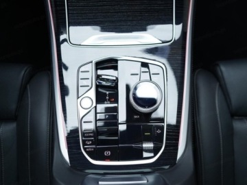 BMW X5 G05 SUV Facelifting 3.0 40d 352KM 2026 BMW X5 xDrive40d Sport Suv 3.0 (352KM) 2026, zdjęcie 14