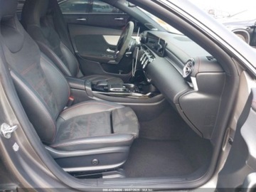 Mercedes CLA C118/X118 2021 Mercedes-Benz CLA 35 AMG 4Matic 2021 2.0l 2.0 Benzyna 302KM, zdjęcie 9