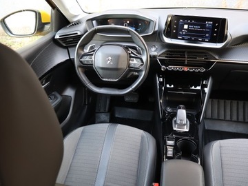 Peugeot 208 II Hatchback 1.2 PureTech 130KM 2020 Peugeot 208 1.2 PureTech, Salon Polska, zdjęcie 6