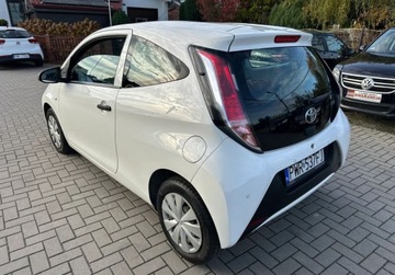 Toyota Aygo II Hatchback 5d 1.0 VVT-i 69KM 2014 Toyota Aygo 1,0 Benzyna 69 KM Salon PL GWARANCJA Zamiana Zarejestrowany, zdjęcie 3