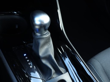 Toyota C-HR I Crossover Facelifting 1.8 Hybrid 122KM 2020 Toyota C-HR 1.8 Hybrid, Salon Polska, zdjęcie 15