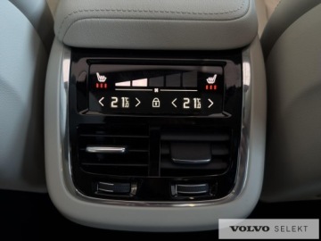 Volvo XC60 II 2025 Volvo XC 60 XC60 B5 B AWD Ultra Dark aut, Pakiet c, zdjęcie 13