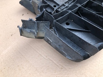 НАКЛАДКА ПЕРЕДНЕГО БАМПЕРА PEUGEOT 2008 I