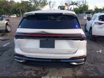 Lincoln 2024 Lincoln Nautilus Premiere 2024 2.0l 2.0 Hybryda 250KM, zdjęcie 4