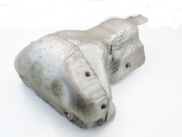 КРЫШКА ВЫПУСКНОГО ПАТРУБКА 1.8 2.0 16V MONDEO 3