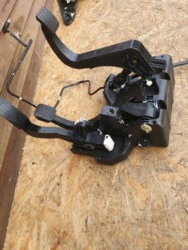 ПЕДАЛЬ ГАЗОВОГО ТОРМОЗА FIAT DUCATO 25863700 EU