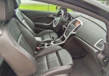 Opel Astra J GTC 1.6 SIDI Turbo ECOTEC 170KM 2014 Opel Astra Opel Astra 1.6 Benzyna 170KM, zdjęcie 22