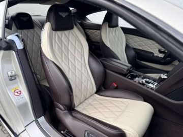 Bentley 2015 Bentley Continental GT 4.0 Benzyna 527KM, zdjęcie 16