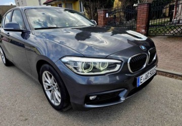 BMW Seria 1 F20-F21 Hatchback 5d Facelifting 2017 118i 136KM 2018 BMW Seria 1 BMW Seria 1 118i Edition Metropolitan 1.5 Benzyna 136KM, zdjęcie 3