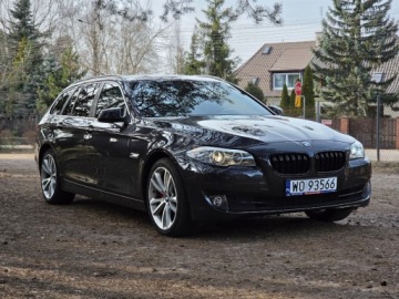 BMW Seria 5 F10-F11 Touring 530d 258KM 2011 BMW Seria 5 X-Drive Jasne Skory Komfort Head Up Panorama Hak Webasto 3.0, zdjęcie 2