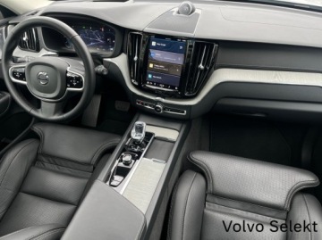 Volvo XC60 II 2024 Volvo XC 60 B5B Ultra Dark AWD High Beam Hak Pneum, zdjęcie 13