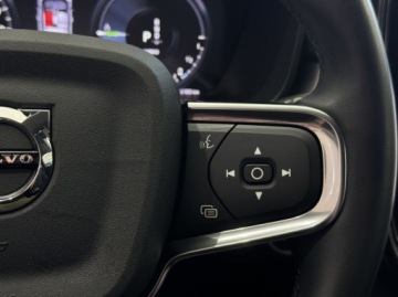 Volvo XC40 Crossover Plug-In 1.5 T4 Plug-in Hybrid 211KM 2021 Volvo XC 40 T4 Inscription Plug In Kamera cofania CarPlayAndroid Auto, zdjęcie 22