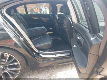 BMW Seria 7 G11-G12 2020 BMW Seria 7 2020 BMW 7 Series 750i xDrive Sedan 4.4 Benzyna 523KM, zdjęcie 9