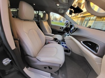 Chrysler Pacifica II 3.6 V6 291KM 2021 chrysler pacifica Touring L, Automat, Dokumentacja 7 Miejsc,2,xKlucz, zdjęcie 35