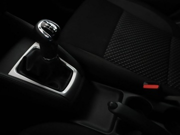 Nissan Micra V 1.0 IG-T 92KM 2022 Nissan Micra Klimatyzacja Czujniki parkowania, zdjęcie 25