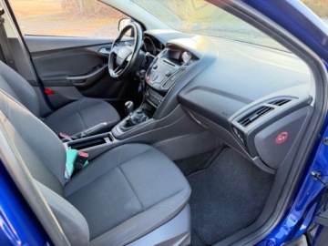 Ford Focus III Sedan Facelifting 1.0 EcoBoost 125KM 2015 Ford Focus Raty Klima usb benzynka 125KM Niski przebieg 127tys km Gwarancja, zdjęcie 22