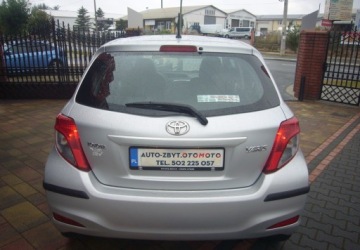 Toyota Yaris III Hatchback 5d 1.0 VVT-i 69KM 2013 Toyota Yaris Toyota Yaris III Salon PL - I wlasciciel Benzyna 69KM, zdjęcie 7