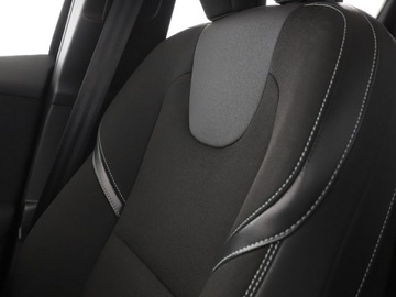 Volvo V40 II Hatchback 1.5 T2 DRIVE-E 122KM 2015 Volvo V40 Momentum automat tempomat PDC klima-auto, zdjęcie 25