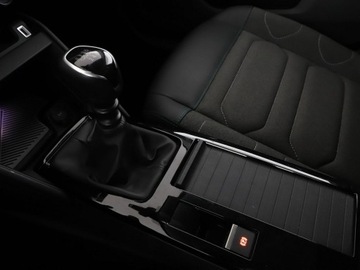 Citroen C4 III SUV 1.2 PureTech 130KM 2020 Citroen C4 full LED klima auto navi kamera i, zdjęcie 31