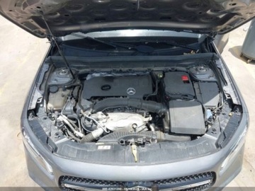 Mercedes GLB 2021 Mercedes-Benz GLB 250 2021 2.0l 2.0 Benzyna 221KM, zdjęcie 9