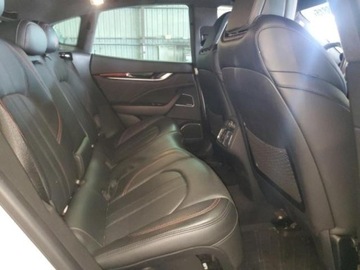 Maserati Levante 2019 Maserati Levante 2019r., Sport 3.0 Benzyna 350KM, zdjęcie 9