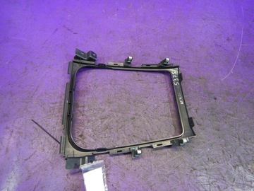 MERCEDES VITO W638 RÁMEČEK STŘEDNÍ  PANEL 7382479J0