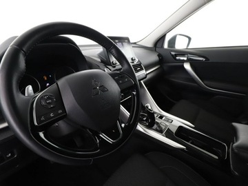 Mitsubishi Eclipse Cross SUV PHEV 2.4 188KM 2021 Mitsubishi Eclipse Cross PHEV 4x4 full LED navi, zdjęcie 13