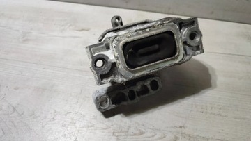 AUDI TT TTS MK2 2013 DRŽÁK ULOŽENÍ MOTORU