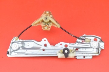 ОКНО ПРАВОЕ ЗАДНЕЕ RENAULT MEGANE IV HB 17R